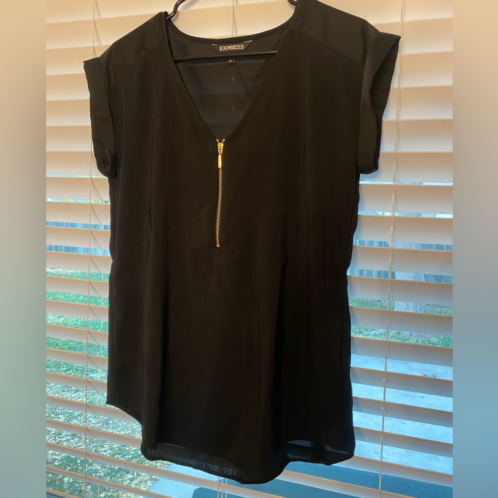 Express Women’s half zip tunic blouse, size small, black with gold zipper